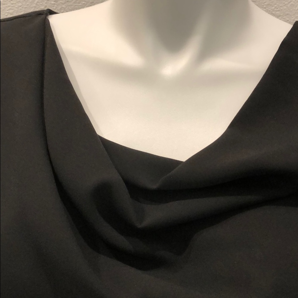 T Tahari Lyra Blouse Black NWT sz L - Picture 2 of 5